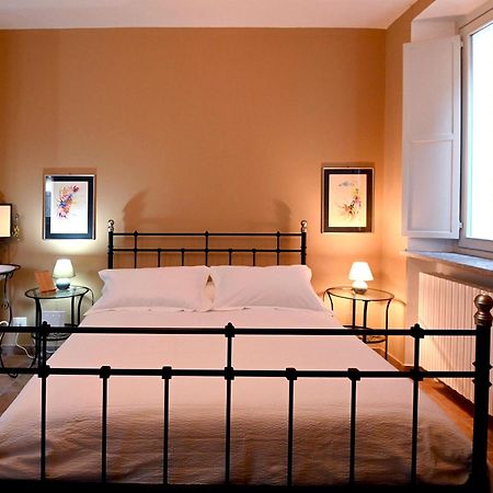 Cozy Place 10 Vercelli Bagian luar foto