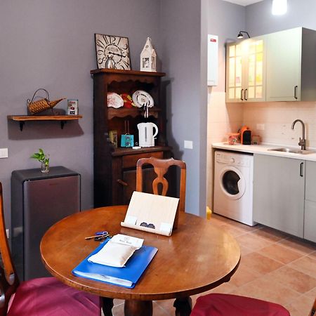 Cozy Place 10 Vercelli Bagian luar foto